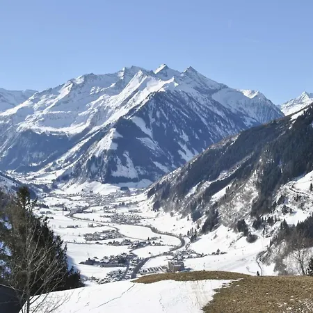 Claudia 7 By Smr - Inc And Near Gondola