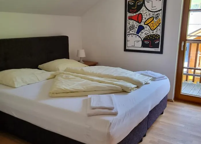 Claudia 7 By Smr - Inc And Near Gondola